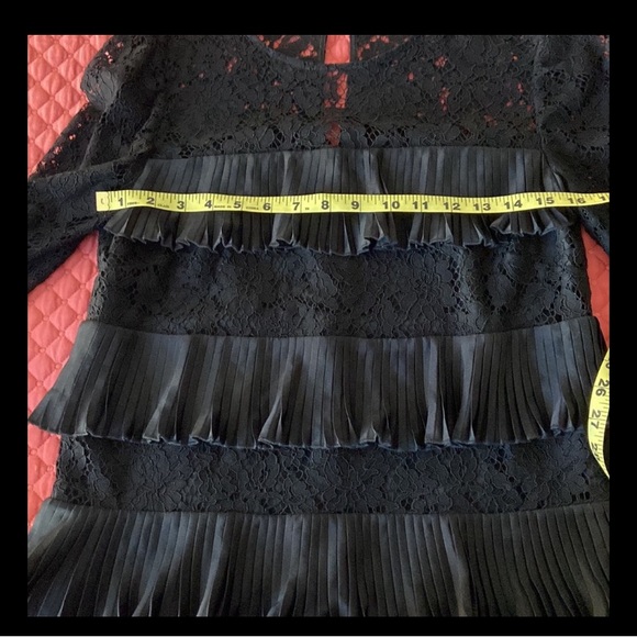 Bundle of two black long sleeve tops one BCBG one J.Crew size xsmall or 0 - Picture 10 of 12